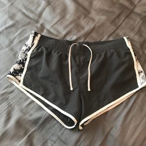 Gray Shorts With Tie